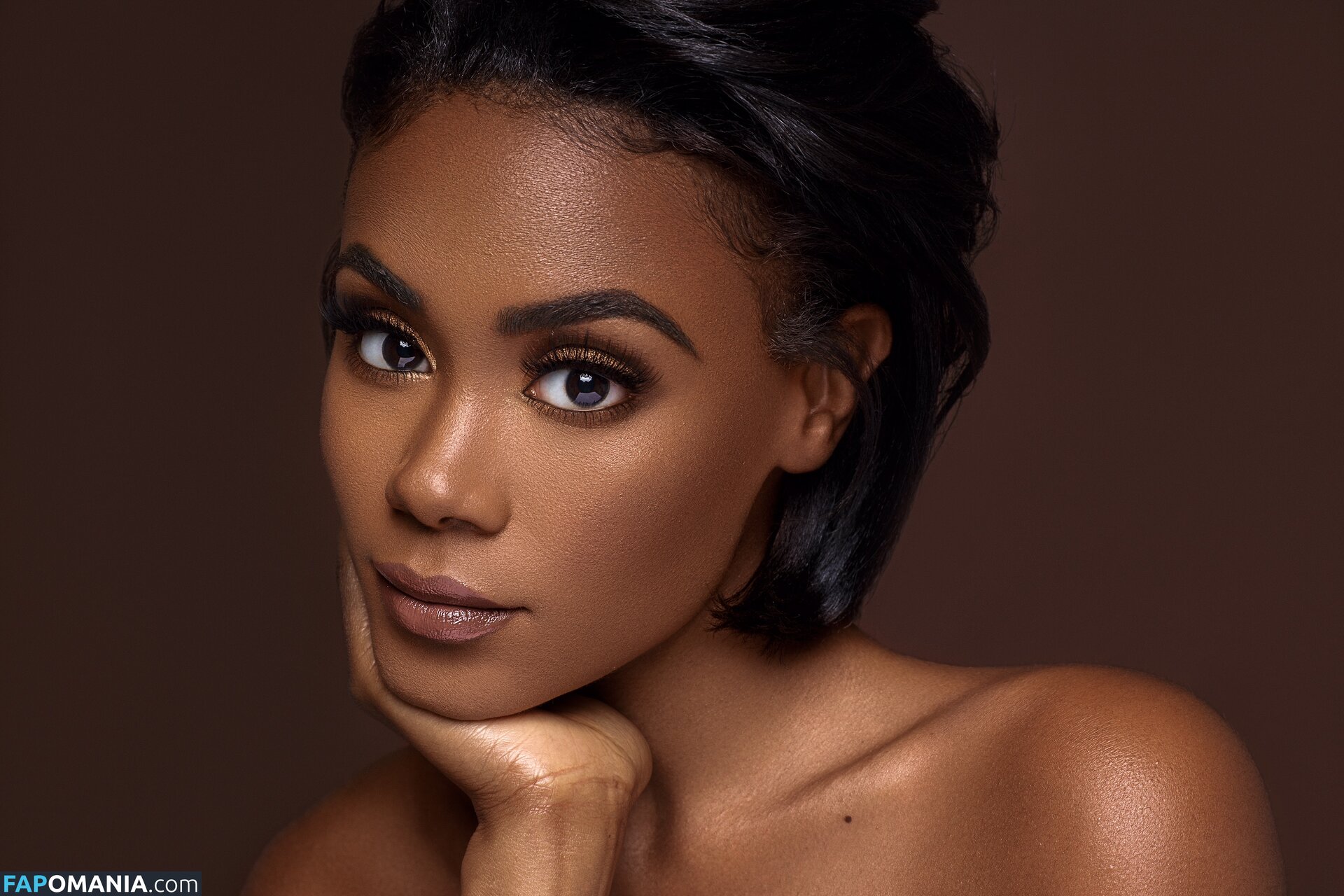 Shannon Thornton Naken OnlyFans  Läckta Foto #6