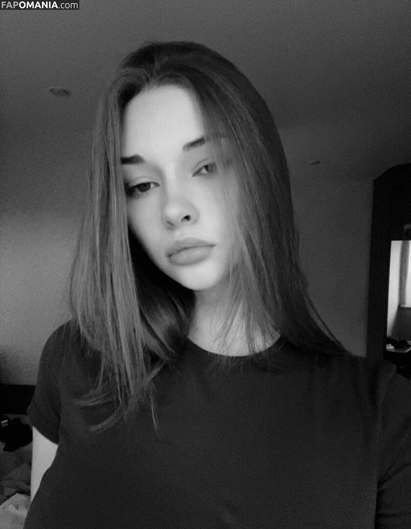Miroslava / reel / sharrimalagisi Naken OnlyFans  Läckta Foto #10