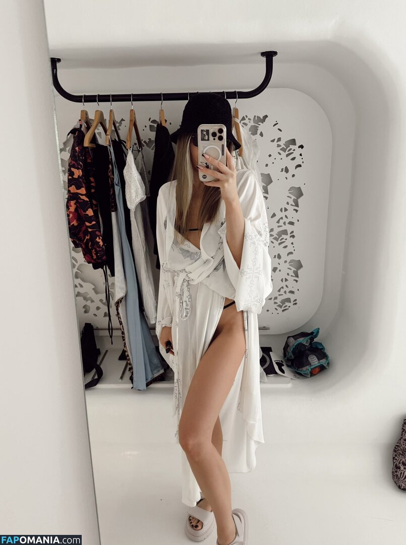 shepeeress / shepressure Naken OnlyFans  Läckta Foto #1