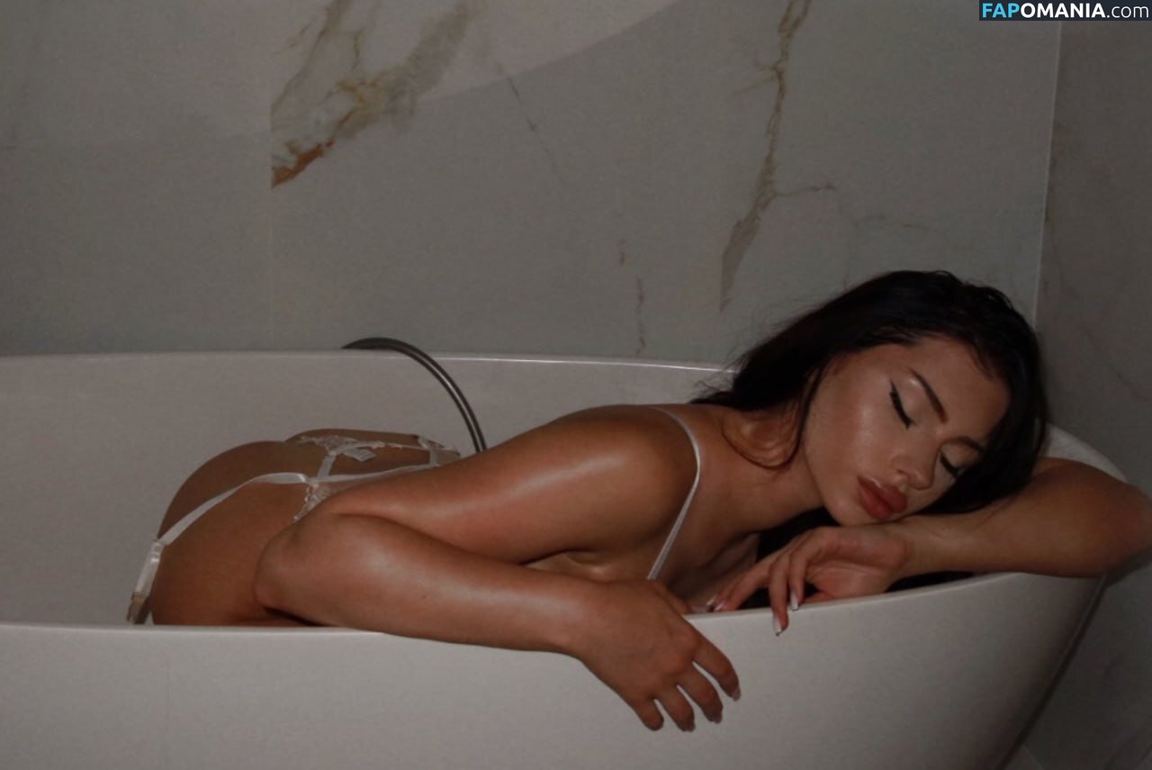 Syndii69 / _shtatnova__ / shtatnova / syyndiii Naken OnlyFans  Läckta Foto #1