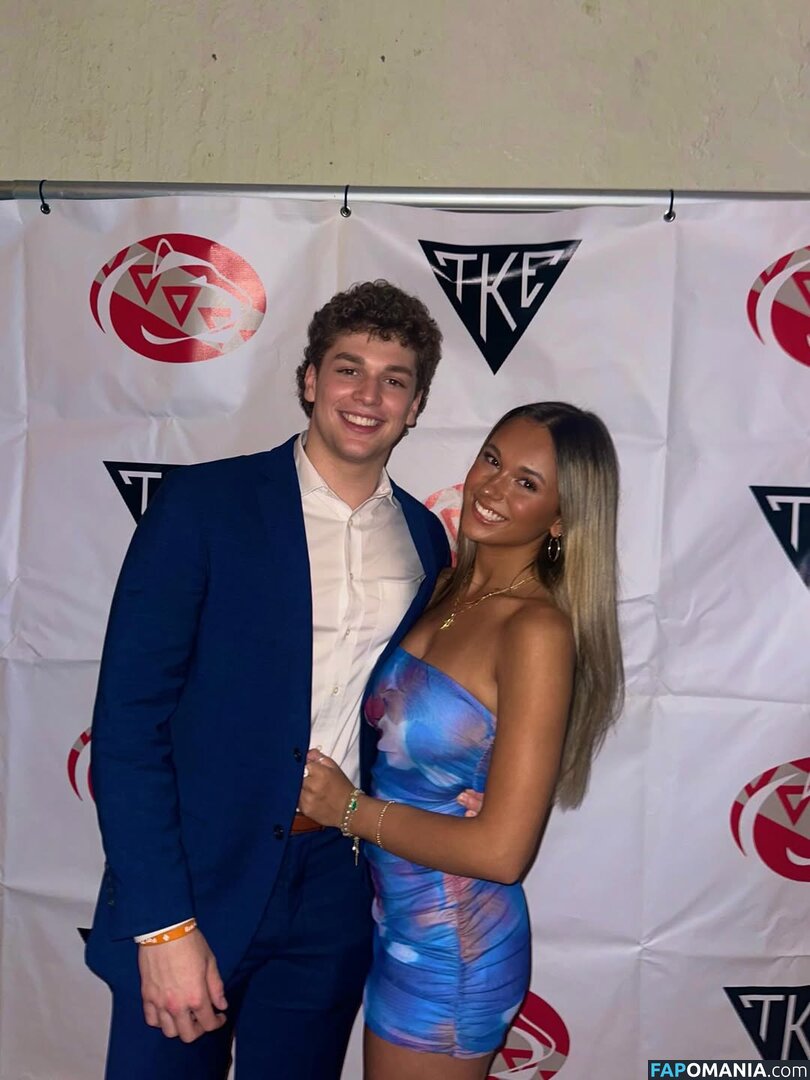 Sienna Holland / siennahollanddd Naken OnlyFans  Läckta Foto #2