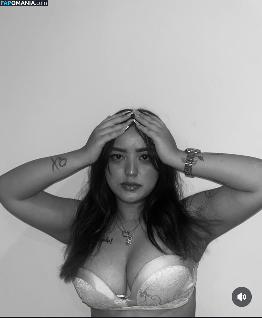 simranyonzon Naken OnlyFans  Läckta Foto #8