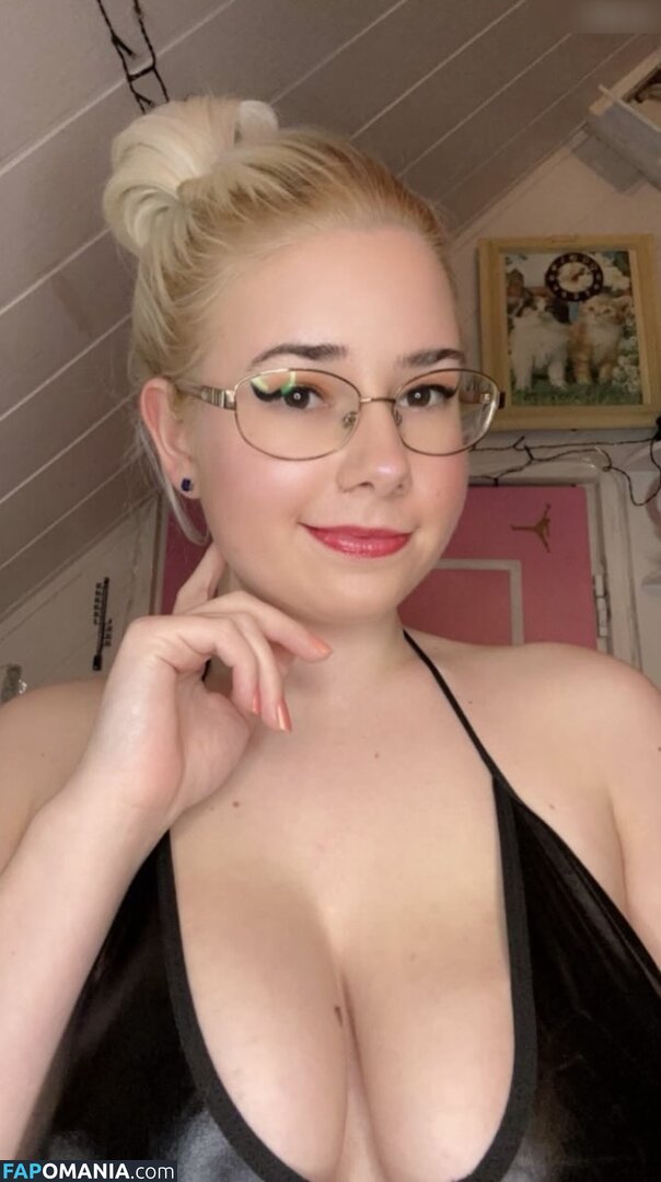 Sina-Marie Hüttner / sina.mh2001 Naken OnlyFans  Läckta Foto #11