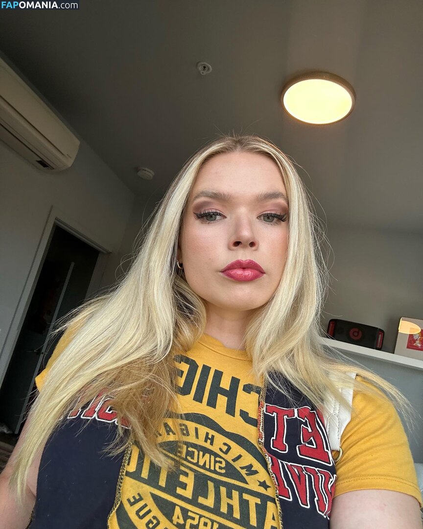 rapper / sinawynne Naken OnlyFans  Läckta Foto #4