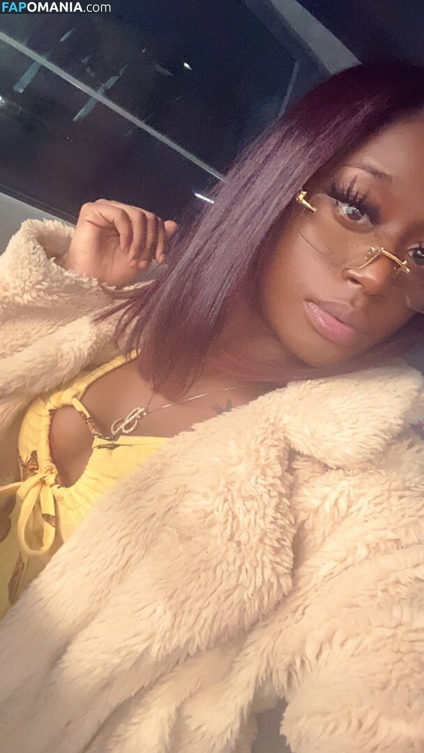 Lola B / Smoochess2xx Naken OnlyFans  Läckta Foto #3