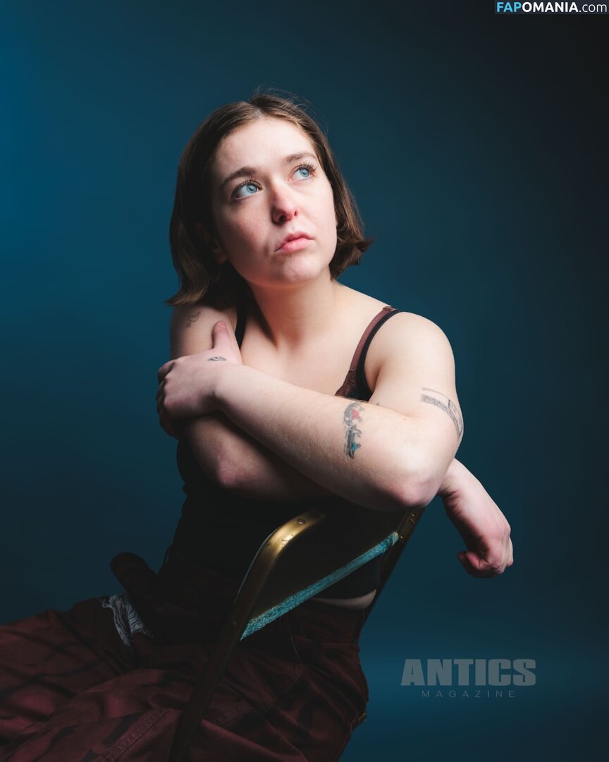 Lindsey Jordan / Snailmail Naken OnlyFans  Läckta Foto #8