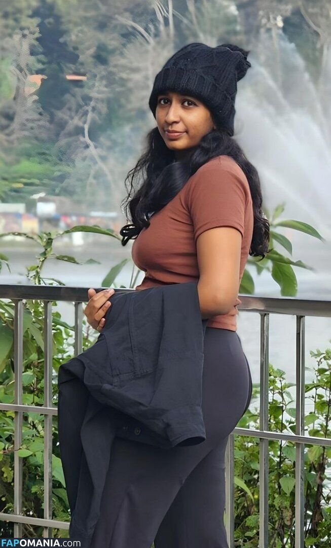 sneetha / sneetha poori Naken OnlyFans  Läckta Foto #1