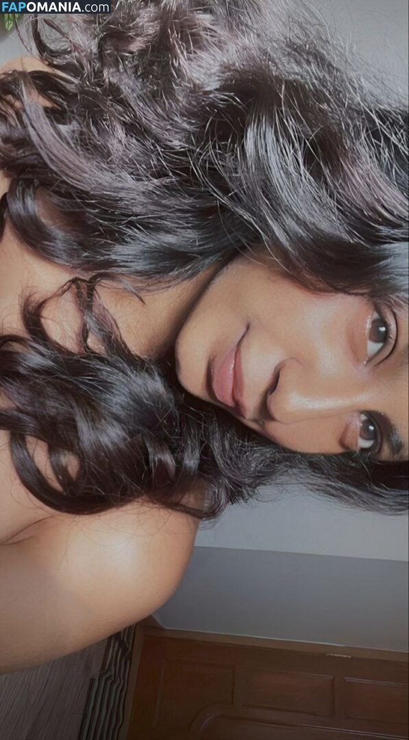 sneetha / sneetha poori Naken OnlyFans  Läckta Foto #3