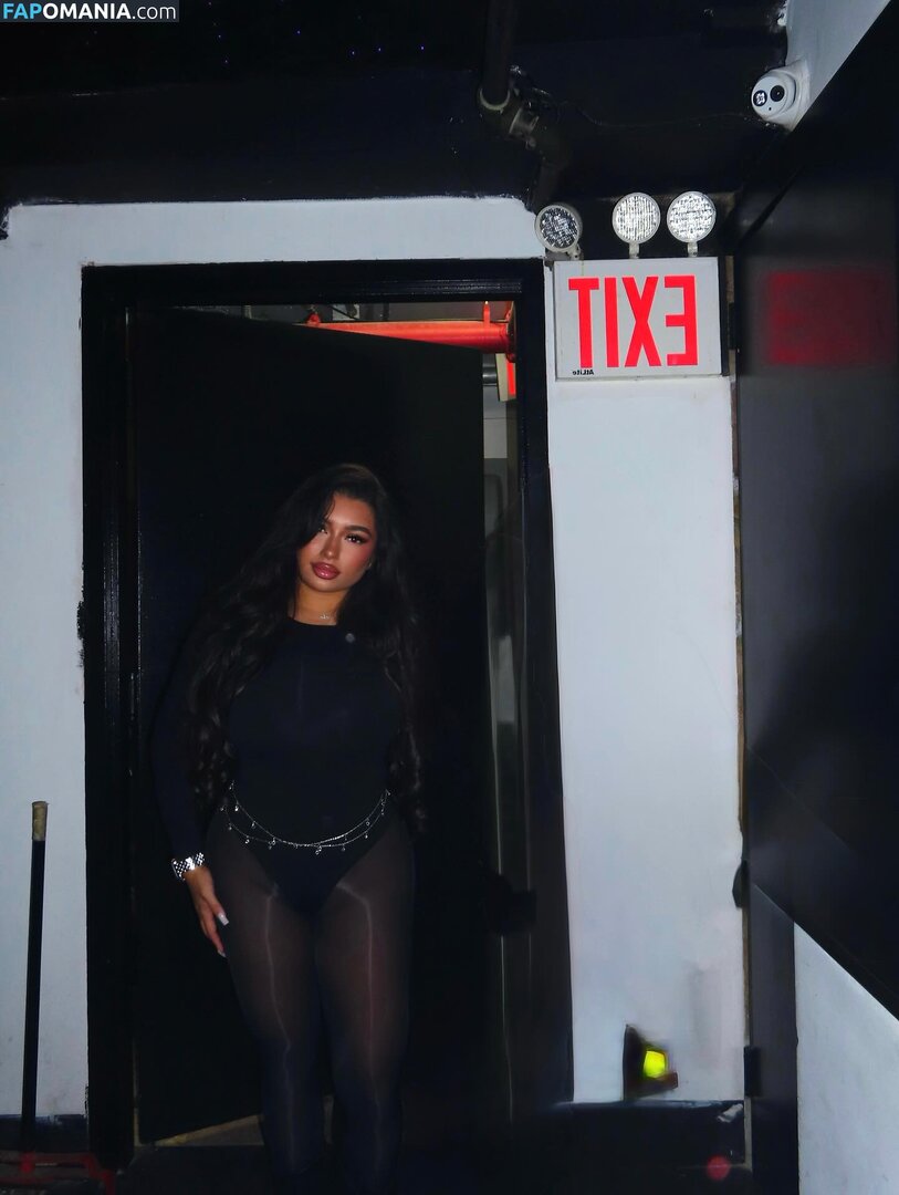 sofia.deroian / sofiaderoian Naken OnlyFans  Läckta Foto #13