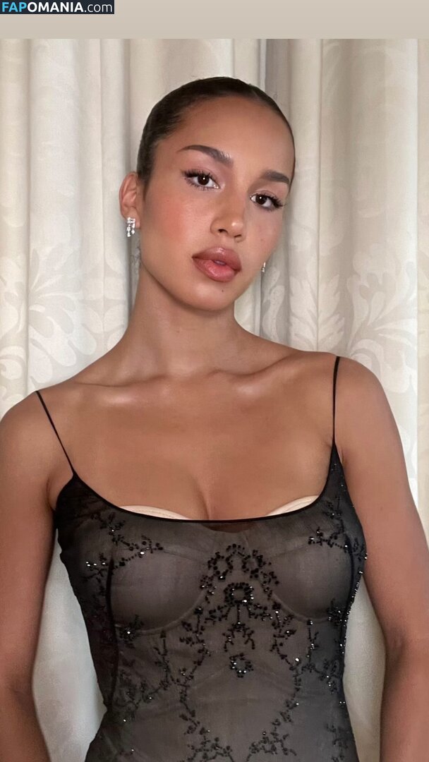 Sofia Wylie / https: / sofiawylie Naken OnlyFans  Läckta Foto #10