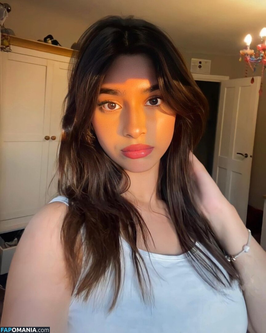 sofiaafpx / sofiashahedd Naken OnlyFans  Läckta Foto #2