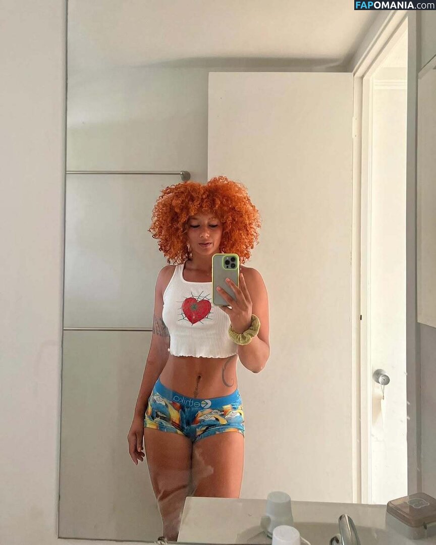 Soleyfaye / https: Naken OnlyFans  Läckta Foto #16