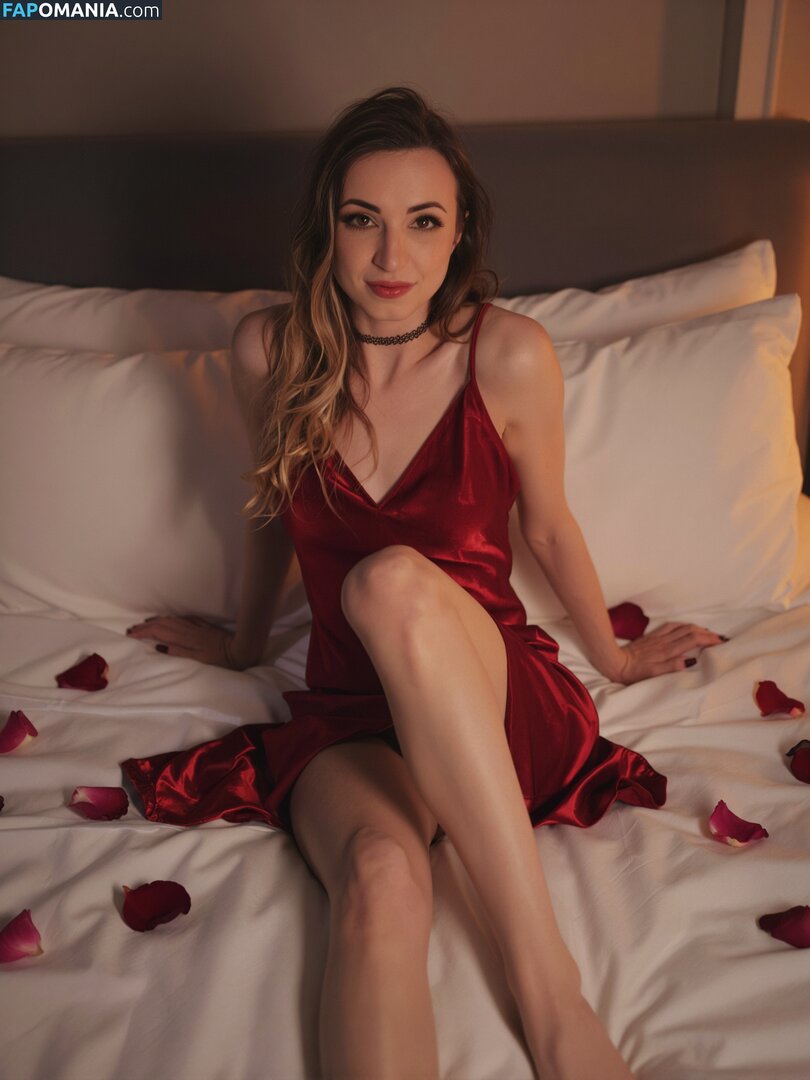 Some ASMRtist / asmrglow / asmrmaddy Naken OnlyFans  Läckta Foto #16