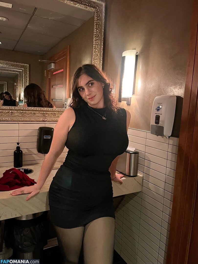 oirene9o / some0nes_daughter Naken OnlyFans  Läckta Foto #1
