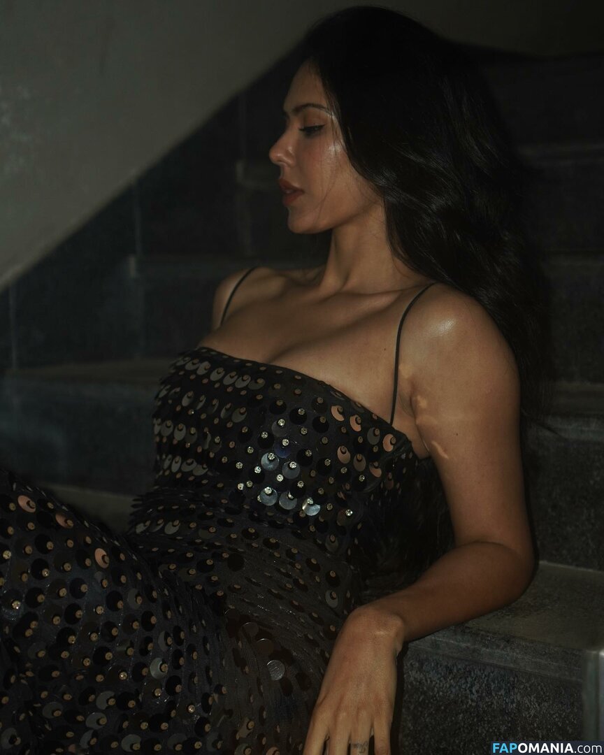 Sonam Bajwa / bajwasonam / sonambajwa Naken OnlyFans  Läckta Foto #18
