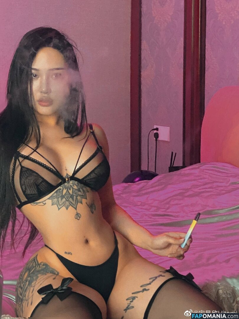 Songyuxin Hitomi / hitomi_official / songyuxin_hitomi Naken OnlyFans  Läckta Foto #57