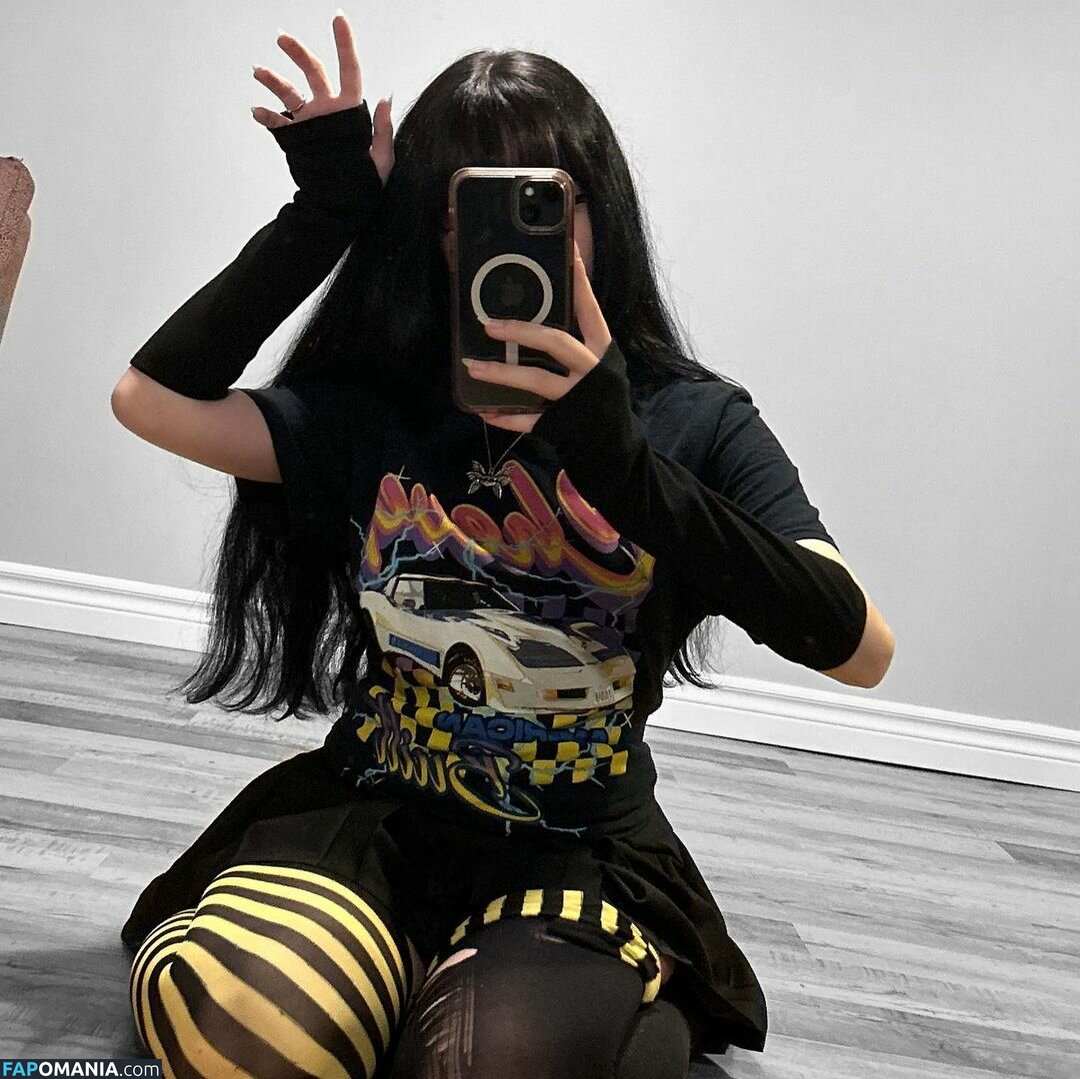 Mopwed / Soniyoru Naken OnlyFans  Läckta Foto #62