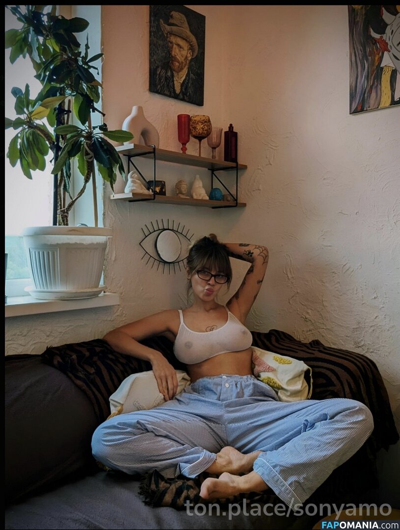 SonyaMO / sonyamoanddough Naken OnlyFans  Läckta Foto #1