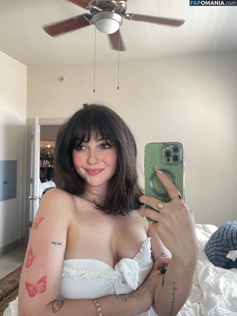 Sophie43 / l3avem3alone / soph8983 / sophia8983 Naken OnlyFans  Läckta Foto #31