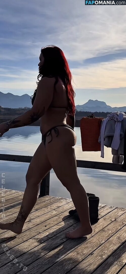 Sophia Thiel / sophia.thiel Naken OnlyFans  Läckta Foto #1