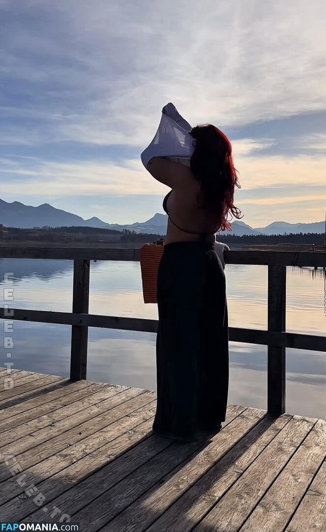 Sophia Thiel / sophia.thiel Naken OnlyFans  Läckta Foto #7