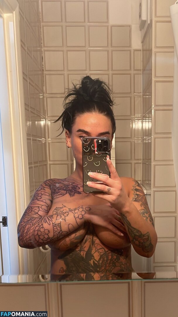 Sophie Henson / https: / sophiehenson Naken OnlyFans  Läckta Foto #1