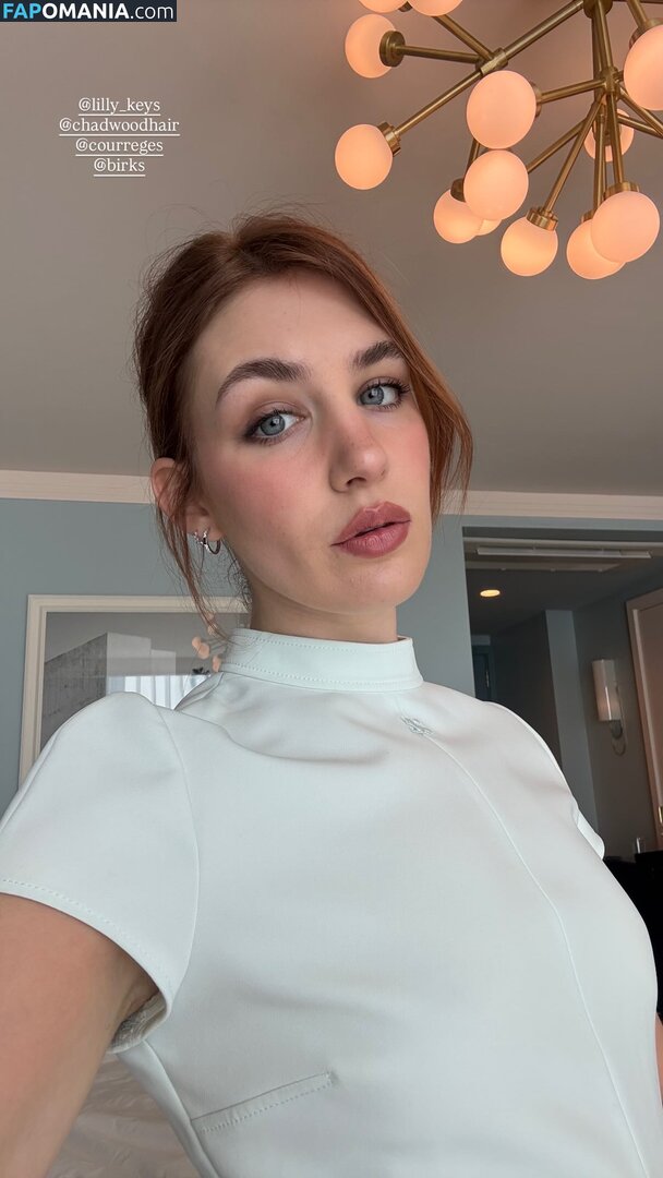 Sophie Nélisse / sophie__nelisse Naken OnlyFans  Läckta Foto #1