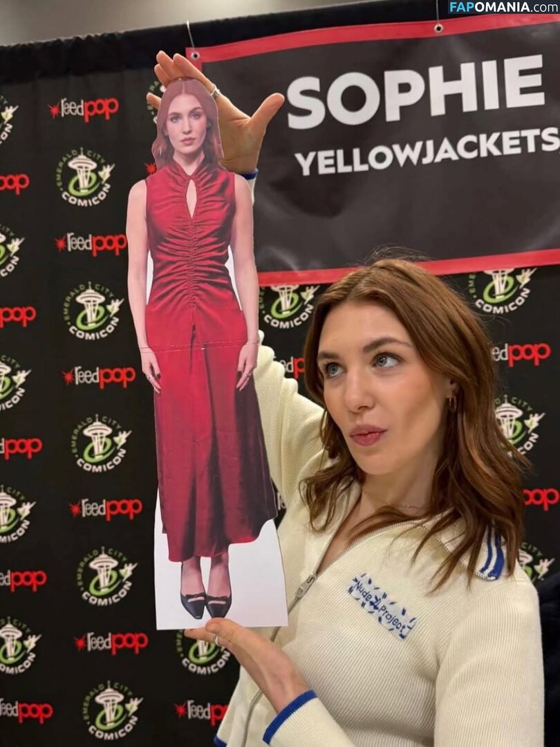 Sophie Nélisse / sophie__nelisse Naken OnlyFans  Läckta Foto #5