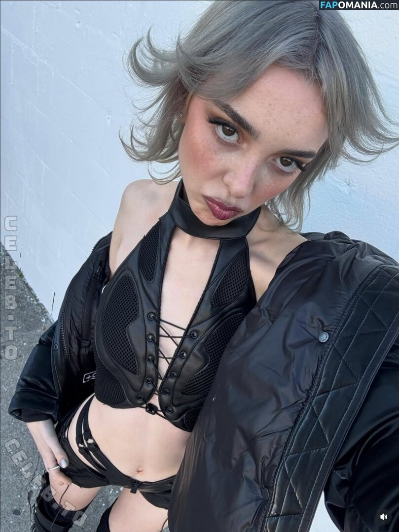 Sophie Powers / https: / sophiep0wers Naken OnlyFans  Läckta Foto #15