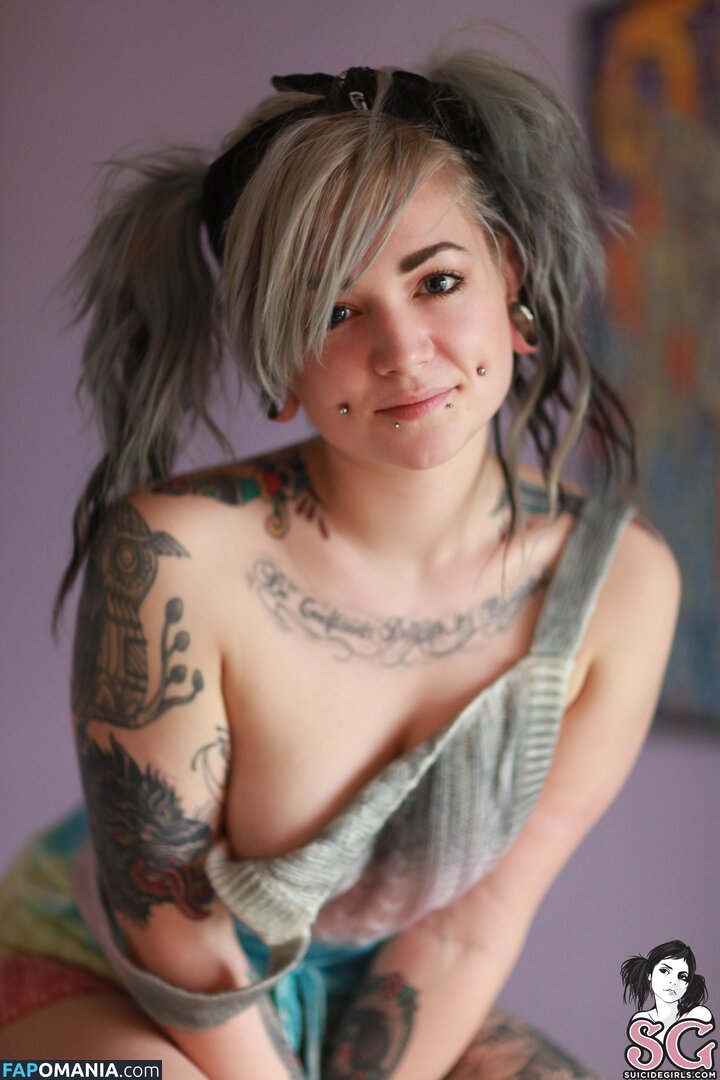 Spaceinvayda / https: / spaceinvayda_sg Naken OnlyFans  Läckta Foto #5