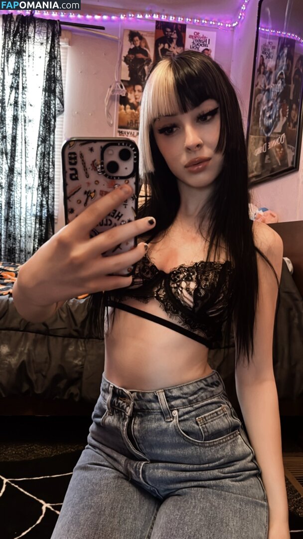 spookypumpkinn / spookypumpkinn_ / spookyycass Naken OnlyFans  Läckta Foto #2