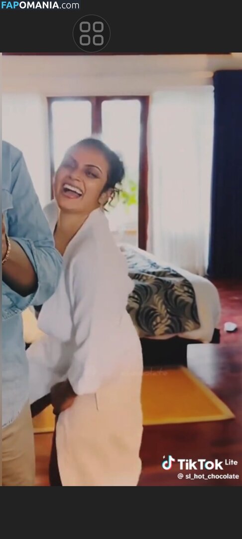 Sri Lanka / Sri Lankan Girls / hashini.guruge / poojaniperera Naken OnlyFans  Läckta Foto #133