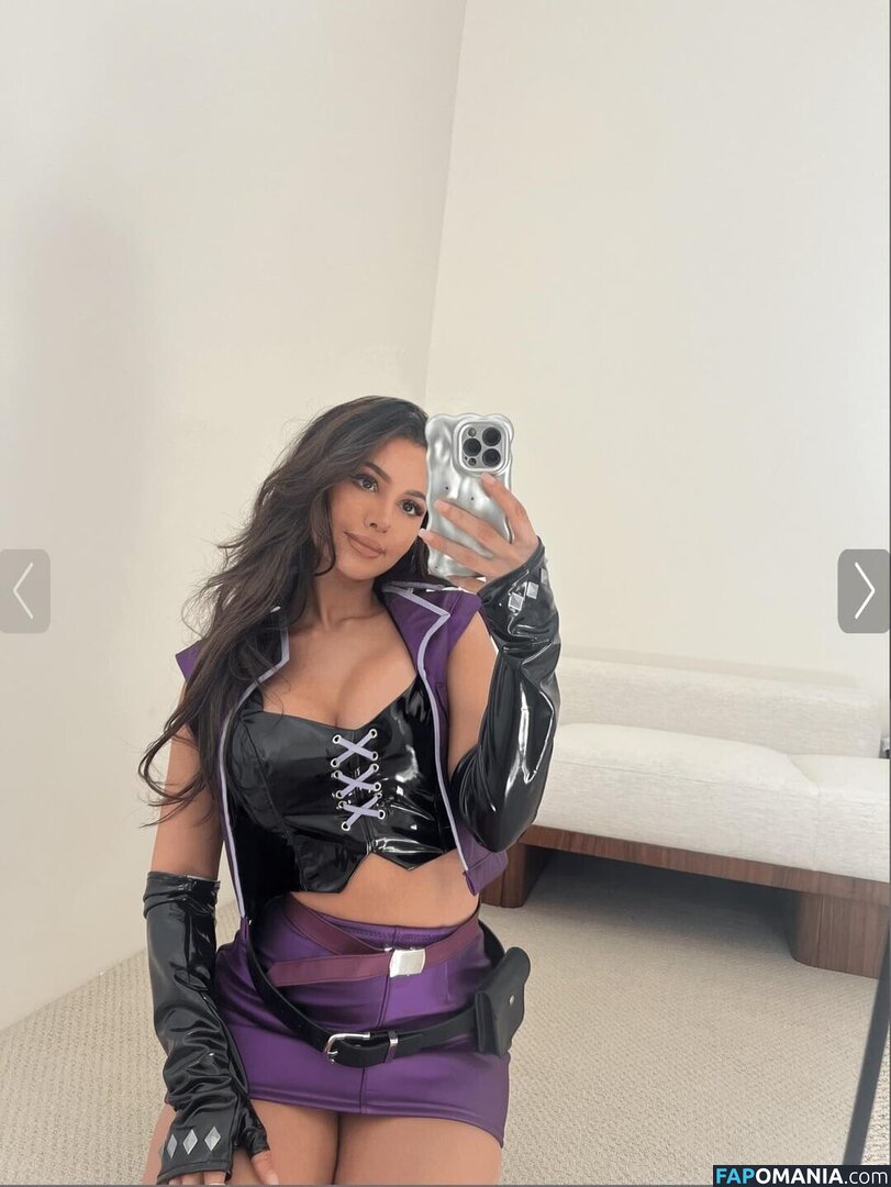 SSSniperwolf Naken OnlyFans  Läckta Foto #8