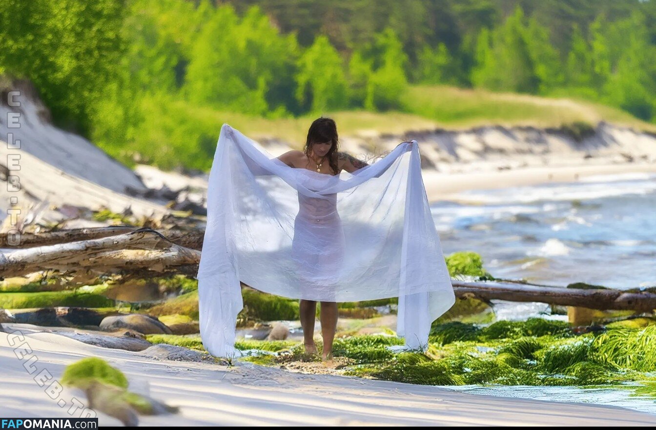 Steffiluxe / https: / steffiluxxe Naken OnlyFans  Läckta Foto #1