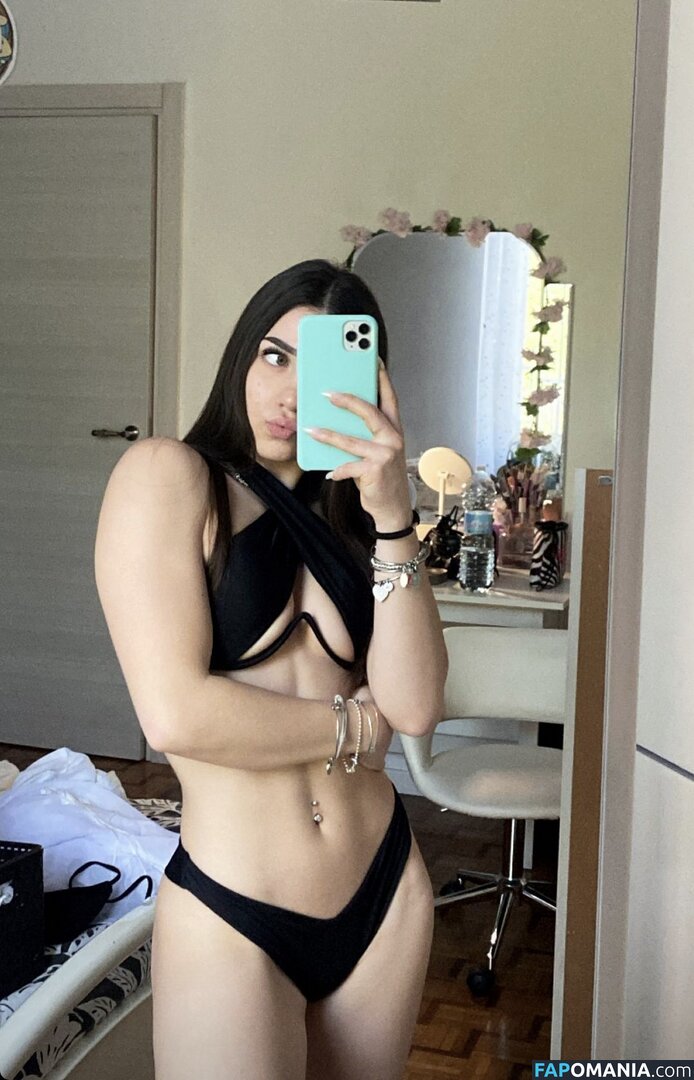 Stella Caldirola Naken OnlyFans  Läckta Foto #4