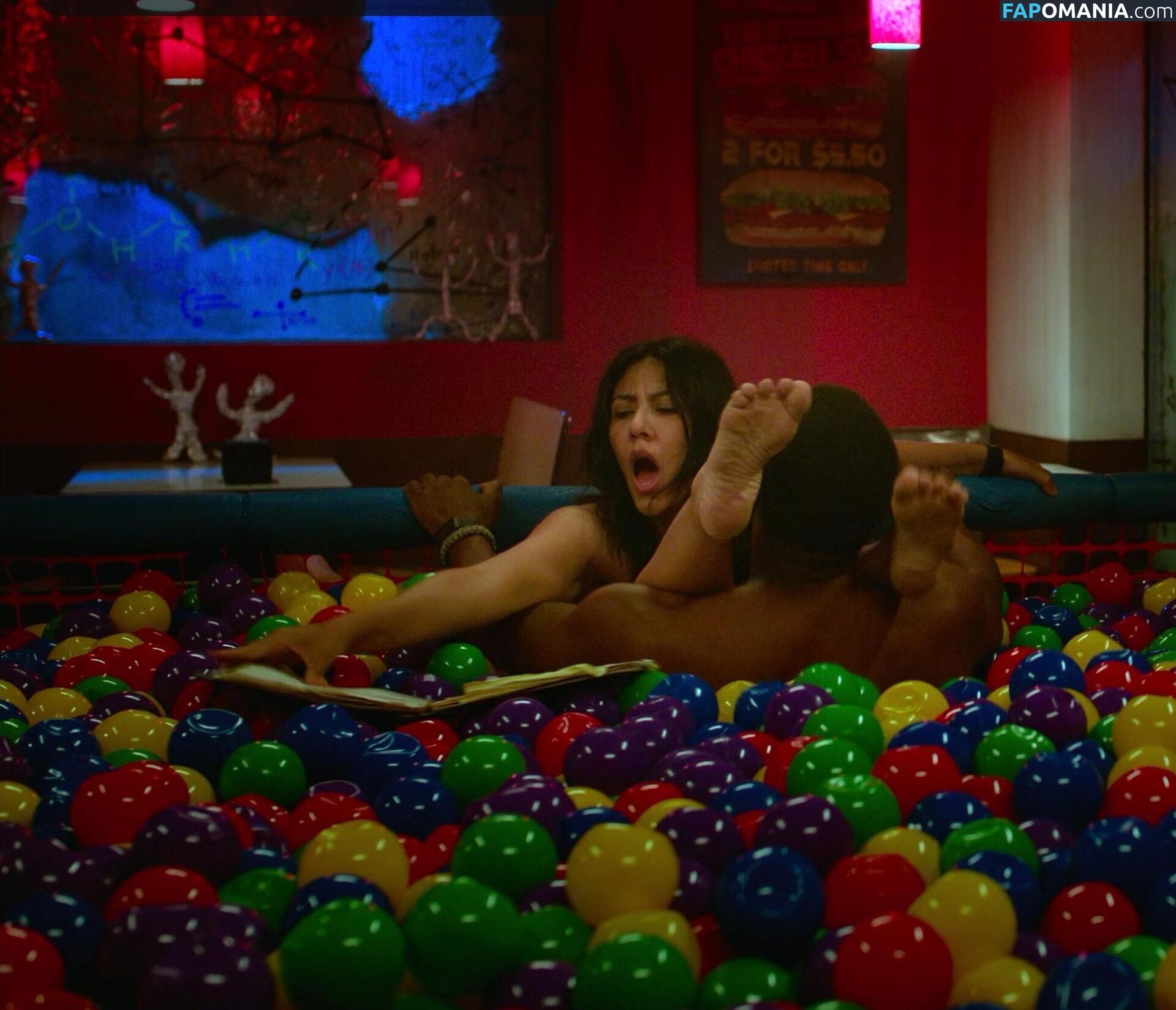 Rosa Diaz Brooklyn Nine-Nine / Stephanie Beatriz / stephaniebeatriz Naken OnlyFans  Läckta Foto #85