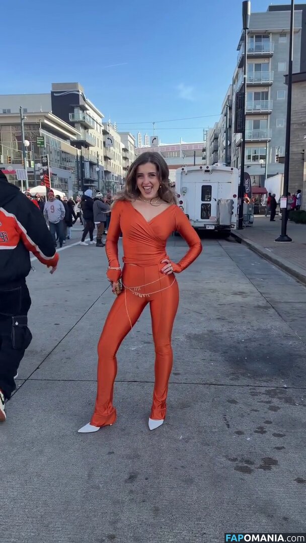 Stephanie Niles / https: / nileees Naken OnlyFans  Läckta Foto #4