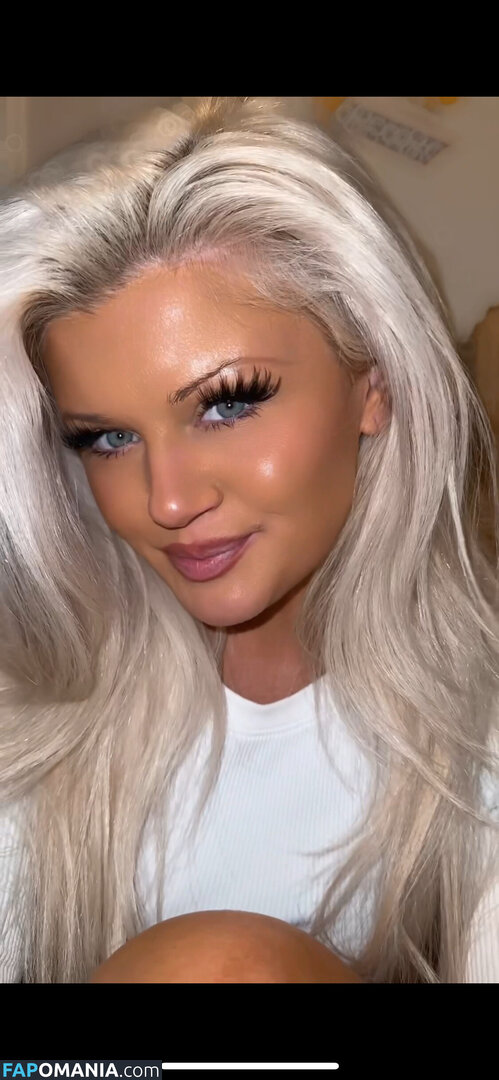 Carmen Lately / Stephanie Sampson / Stephy Vlogs / carmenlattemua / stephycarmen Naken OnlyFans  Läckta Foto #37