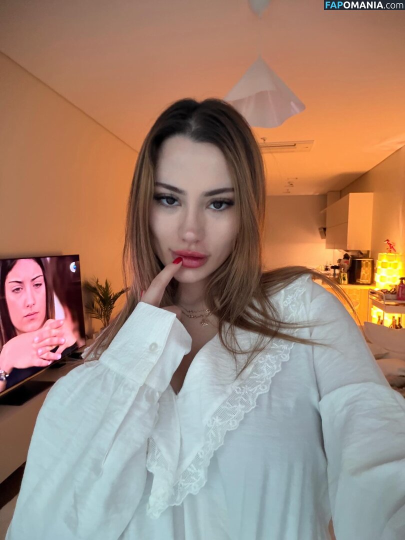 Su Balcı / sublcc Naken OnlyFans  Läckta Foto #1