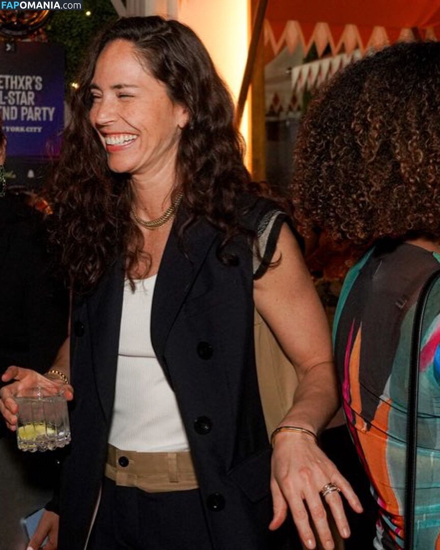 Sue Bird / WNBA Player / https: / s10bird / sbird10 Naken OnlyFans  Läckta Foto #15