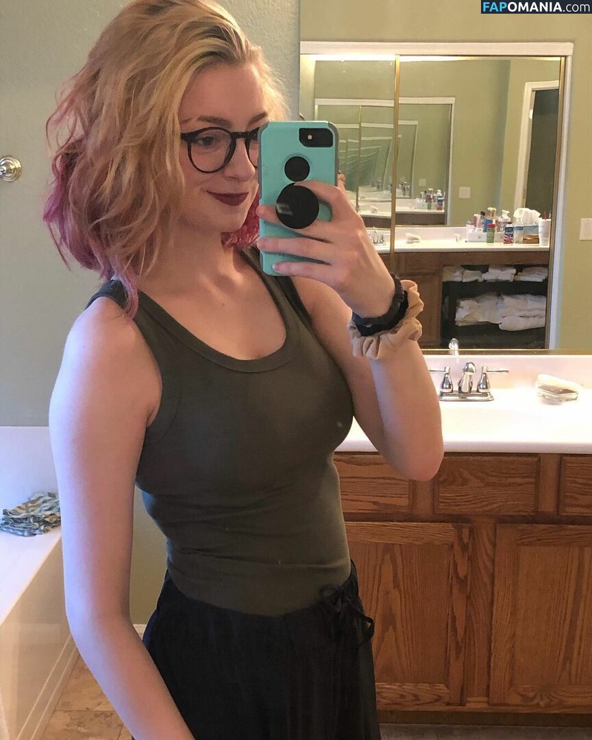 SuopOnTwitch / Suuuoppp Madison Naken OnlyFans  Läckta Foto #1