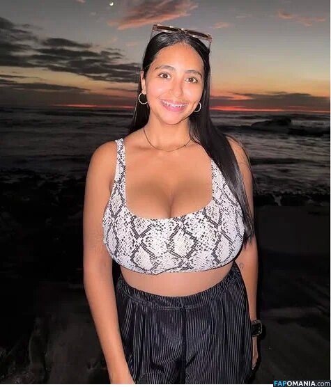 Susana Berrocal / s_bcal / yolaberrocal Naken OnlyFans  Läckta Foto #4