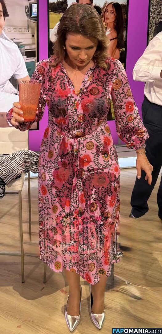 Susanna Reid / susannareid100 Naken OnlyFans  Läckta Foto #166