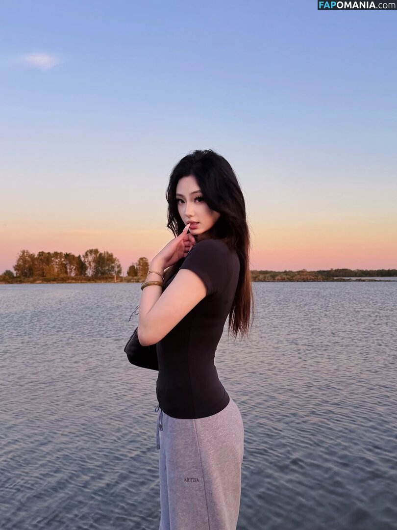 Susansunn / https: / susan_sun17 Naken OnlyFans  Läckta Foto #9