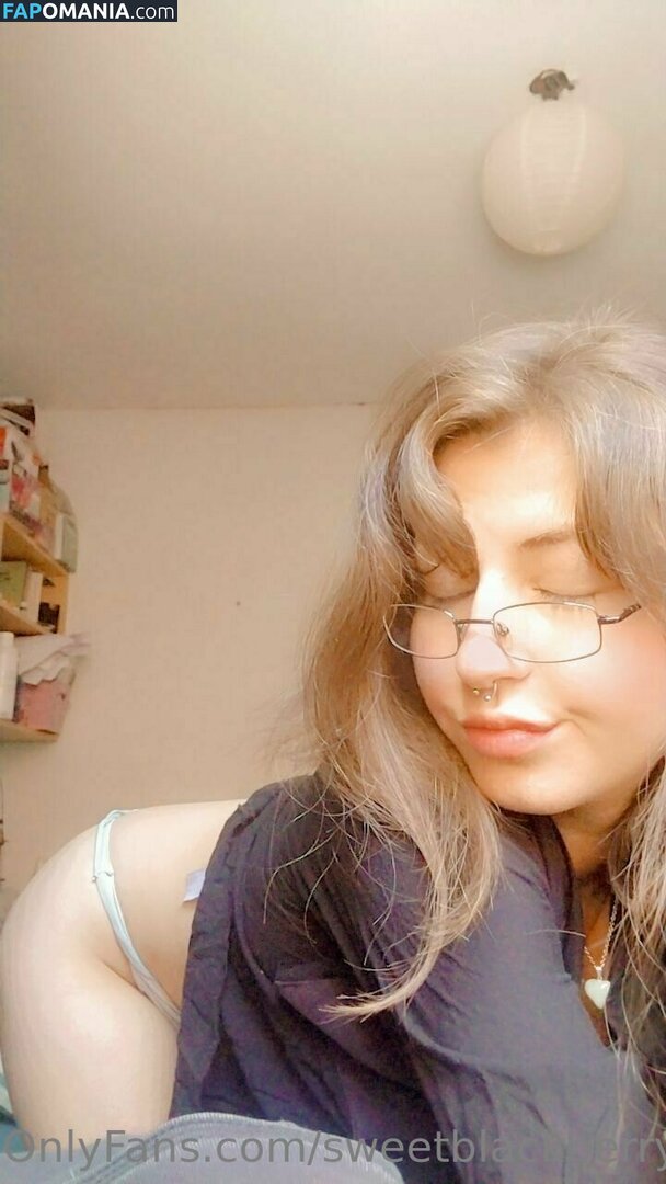 sweetblackberry04 / swtblackberry Naken OnlyFans  Läckta Foto #7