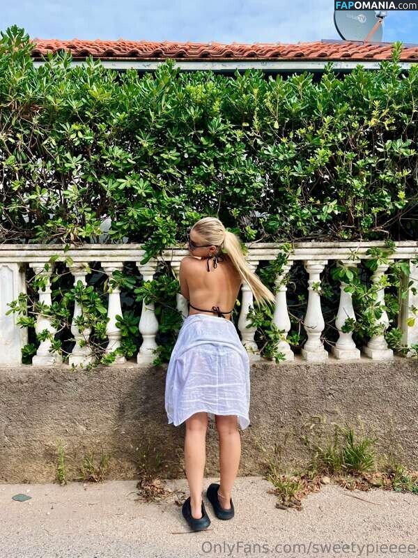 Sweetypieeee / amelinameli / https: Naken OnlyFans  Läckta Foto #7