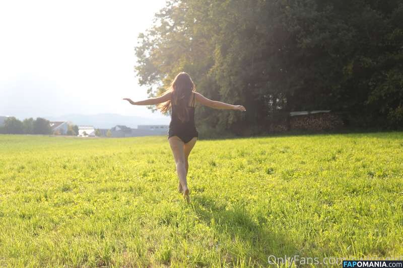 Swiss-Girl / https: / swiss-girl-vip / swissgirlvanessa Naken OnlyFans  Läckta Foto #15