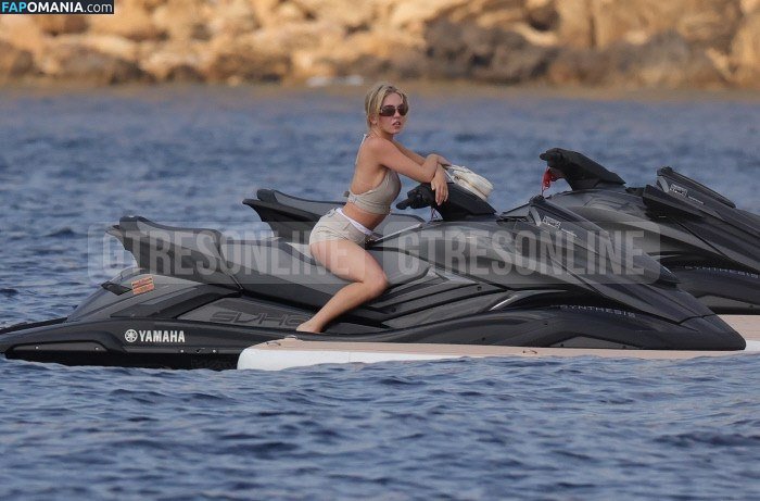 Sydney Sweeney Naken Läckta Foto #106