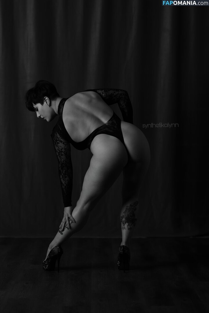 Synthetika Lynn / synthetika_lynn / synthetikalynn Naken OnlyFans  Läckta Foto #1