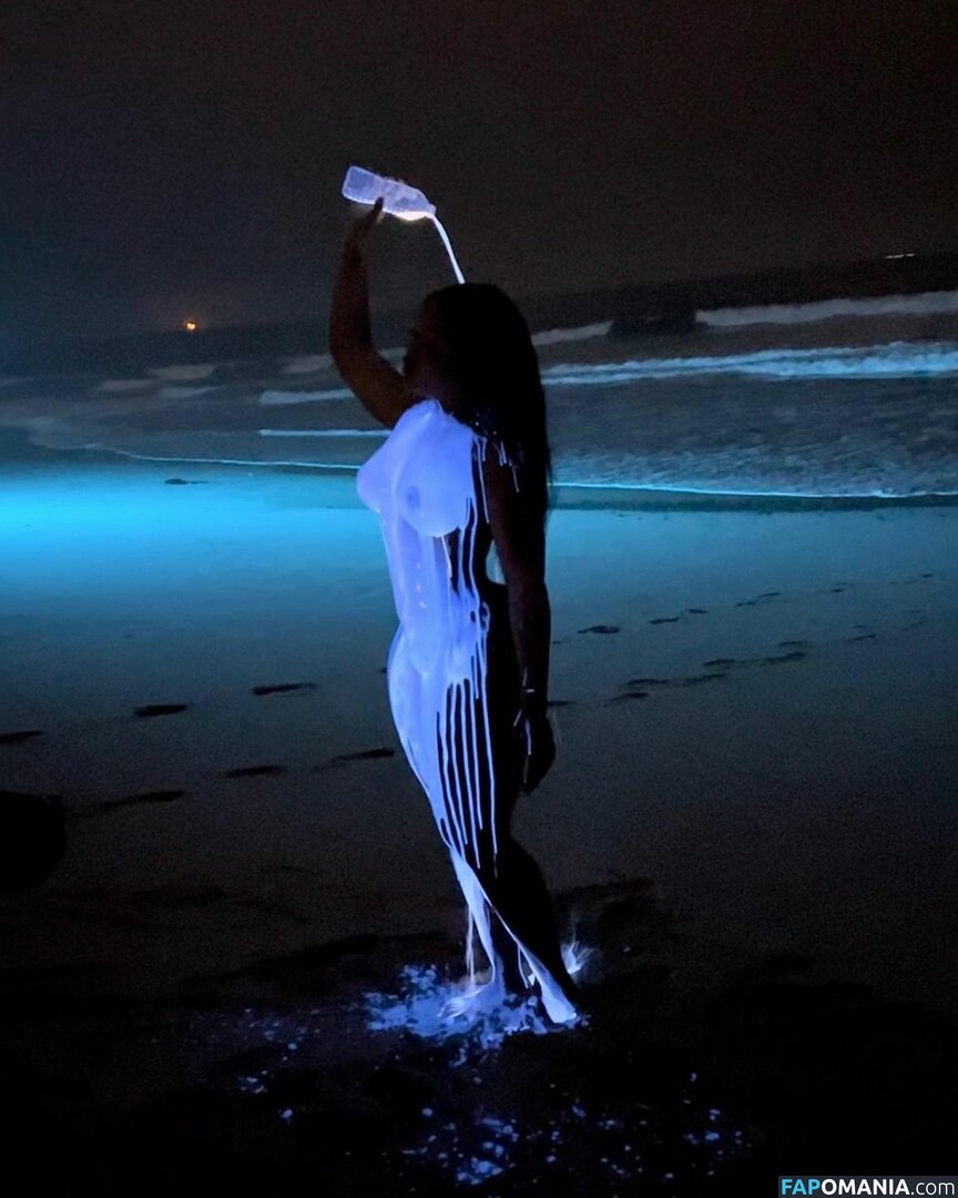 SZA / Solana Rowe / thejad3x Naken OnlyFans  Läckta Foto #34